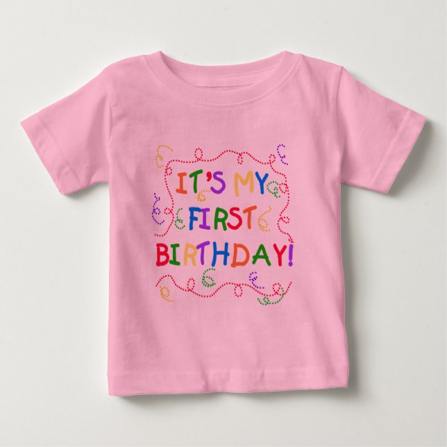 Färgrik text är det min första födelsedag t-shirt (Framsida)