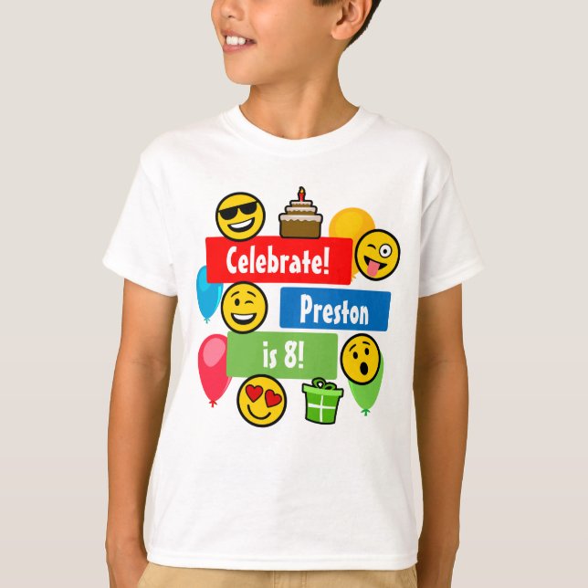 Färgrika beställnings- Emoji födelsedagsfestungar T-shirt (Framsida)