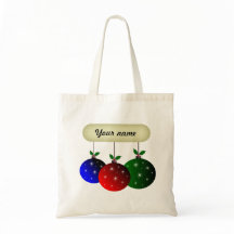 Färgrika julprydnadar med snöflingor