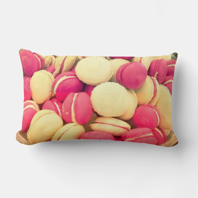 Färgrika macaronmacaroons som sötsaken kudder, lumbarkudde (Framsida)