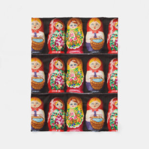 Färgrika Matryoshka dockor Fleecefilt