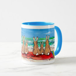 Färgrika "strandkanin" kaniner på strandmuggen mugg