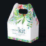 Färgrika tropiska blommor akvareller presentaskar<br><div class="desc">Denna design för bröllagspresentlåda utstrålar en tropisk känsla med handmålade tropiska blommor och bladkanter mot en vit bakgrund. Den mysiga känslan av denna design gör den till ett perfekt tillägg till alla bröllop.</div>