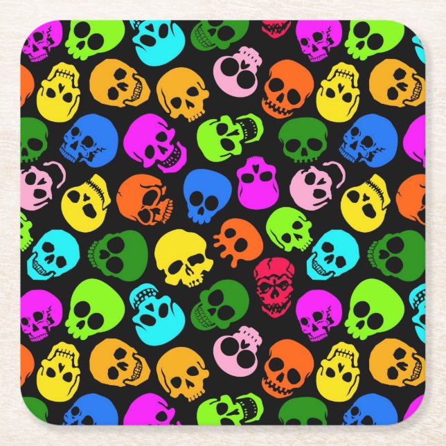 Färgrikt döskallarmönster i svart underlägg papper kvadrat (Framsidan)