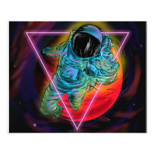 Färgstark astronaut som når ut till retrodrömma fototryck