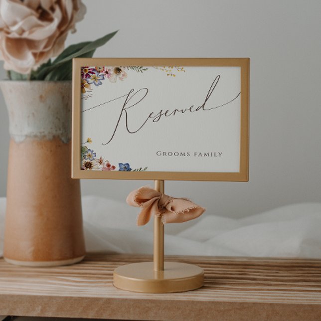 Färgstark Wildblomma | Reserverat Beige-tecken (Skapare uppladdad)