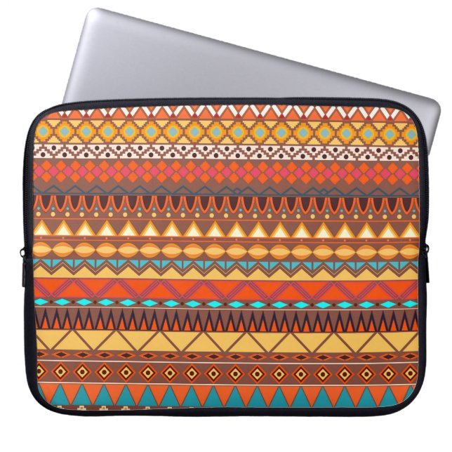 Färgstarka folkstammar, sömlösa mönster. laptop fodral (Framsidan)
