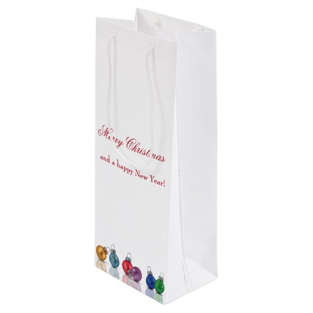 Färgstarka julprydnader vid Glitter (Framsidan Vinklad)