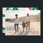 Färgstarkt, ljust, Julgeometriskt skript Julkort<br><div class="desc">Helgdag för färgstark ljusstark roligt fotol Julgeometrisk typografi. Röd,  grönt och rosa.</div>