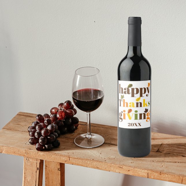 Färgtypografi Lycklig Friendsgiving fall färg Vinflaska Etikett (Skapare uppladdad)