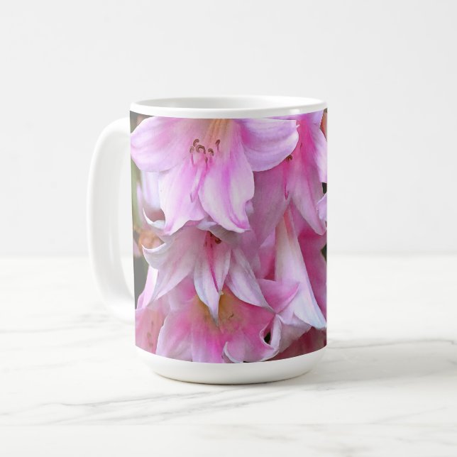 Fårik Rosa Belladonna Amaryllis Lilies Kaffemugg (Framsida vänster)