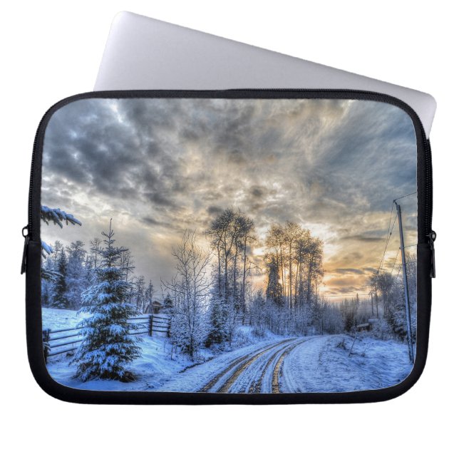 Farm Fält i Winter Snö vid Sunrise Laptop Sleeve (Framsidan)