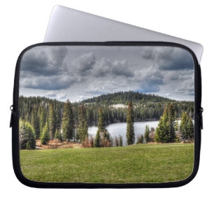 Farm Fält, Meadow, Pasture, Paddock Laptop Sleeve
