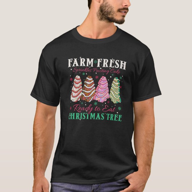 Farm Fresh Julgran Snack Cakes Bakery Julafton T Shirt (Framsida)
