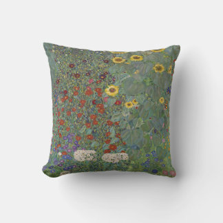 Farm Garden med solblommor av Gustav Klimt Kudde