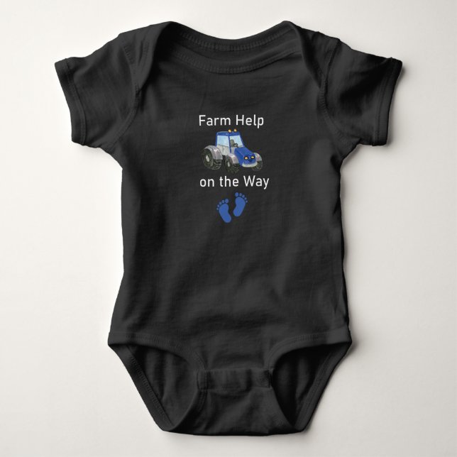 Farm Help on Way, Baby Farmer Tractor gravid T Shirt (Framsida)