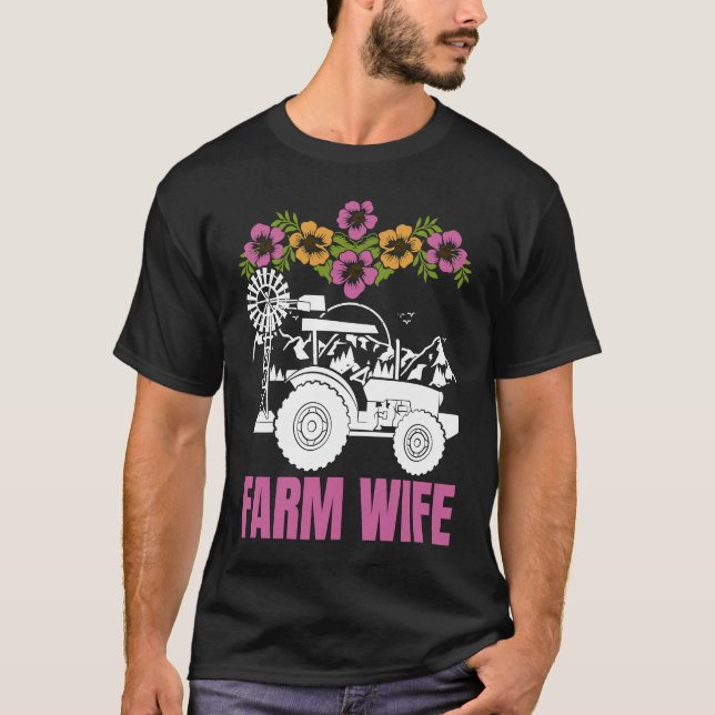 Farm Wife tractors Farmer Farming Tractor T Shirt (Framsida)