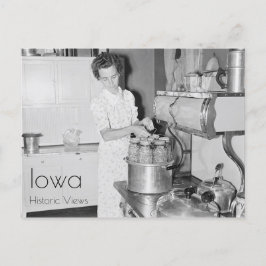 Farm Woman Cooking Vykort