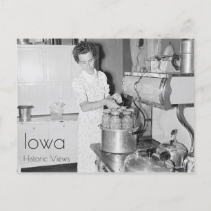Farm Woman Cooking Vykort