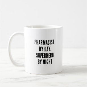 Farmaceut på dagen, superhjälte på natten kaffemugg