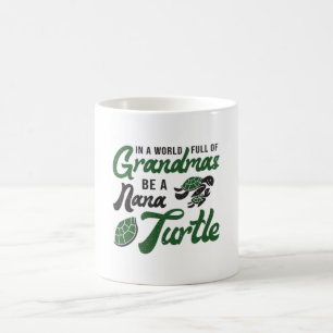 Farmas är en Nana Turtle Älskare Turtles Funny Gif Kaffemugg