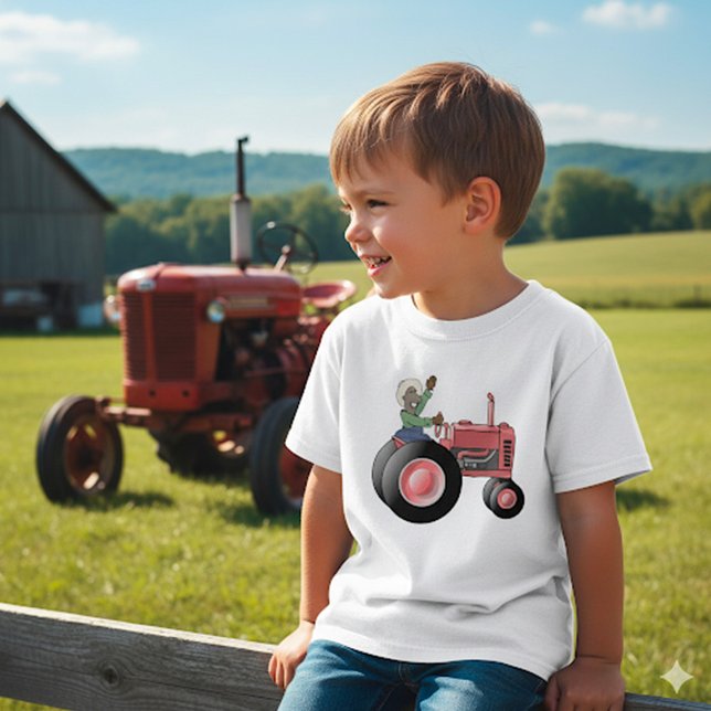 Farmer Riding A Tractor T-Shirt (Skapare uppladdad)