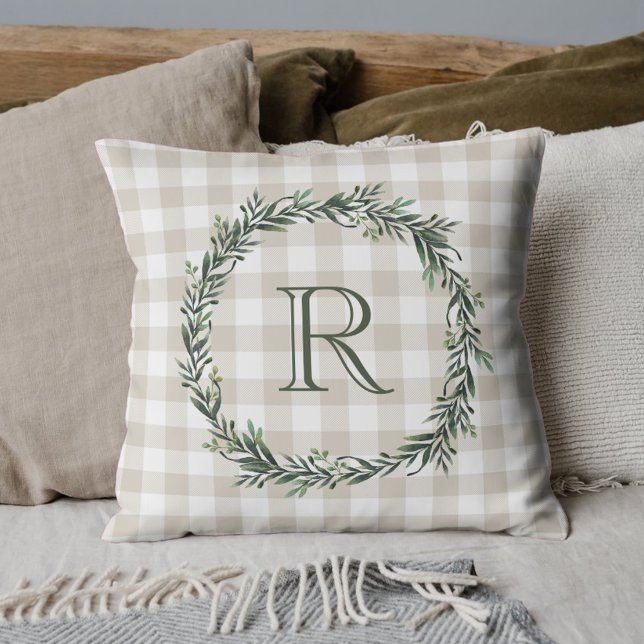 Farmhouse Beige Buffalo Plade Wandeans Monogram Kudde (Skapare uppladdad)