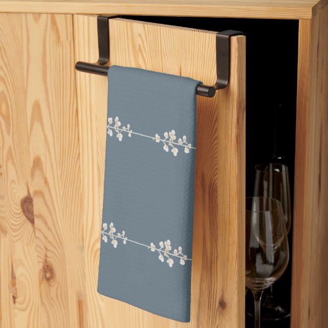 Farmhouse Botanical Hand Towel Blue Floral Kitchen Kökshandduk (Thirds Fold)