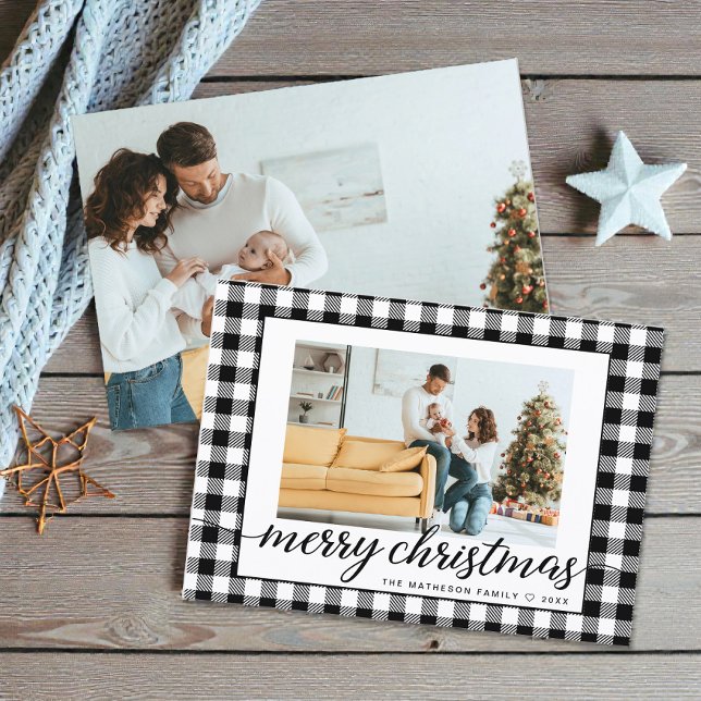 Farmhouse Modern svart, vit, svart julfoto Julkort (2 photo merry christmas black and white farmhouse plaid card.)