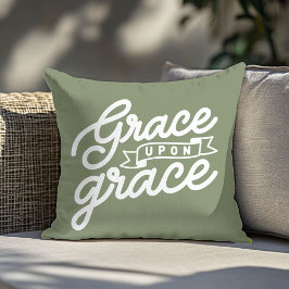 Farmhouse Olivgrön Grace Kristallin Kastkudde Kudde