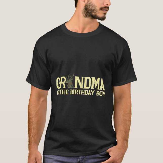 Farmor från födelsedagspojken Hjort Hunter Camoufl T Shirt (Framsida)