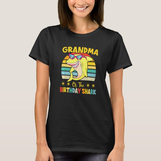 Farmor från Hajs födelsedag T Shirt (Framsida)