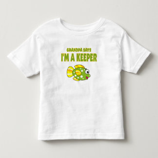 Farmor säger att jag är en Keeper (fisk) T-shirt