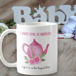 Farmor som ska vara Rosa Tekanna A Flicka brinner Kaffemugg<br><div class="desc">Gravidens tillkännagivande mugg om att en mormor skulle vara det. I söt mugg står det "A flicka breder ut sig.. förväntar sig att se henne [månad år]" och på andra sidan har det "mormor att vara". Formuleringen är redigerbar om den nya mormodern till exempel föredrar att kallas nanna eller mimi....</div>