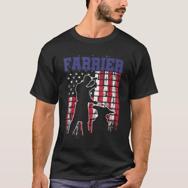 Farrier Horseshoe Hoof Trimming Equine Shoeing _51 T Shirt (Framsida)