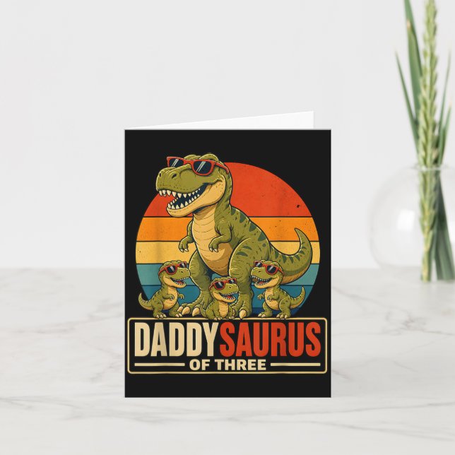 Fars dag Daddysaurus Pappa till tre dinosaurie Kort (Framsida)