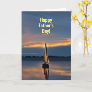Fars dag med vacker segelbåt och solnedgång  kort