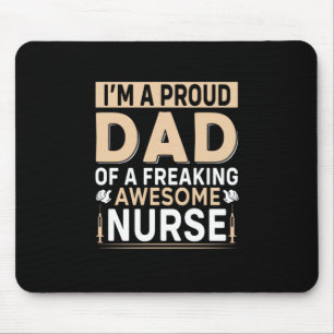 Fars dag proud Pappa i en sjuksköterska Musmatta