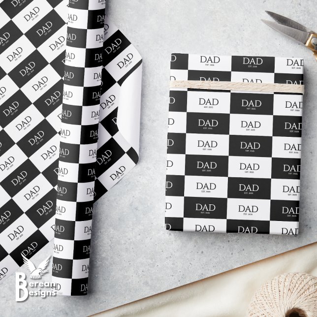 Farsdags Klassiska Kepsar Pappa Etablerad  Presentpapper (Monotone black white DAD ESTABLISHED giftwrap for Father's Day w/ custom text and rectangular check)
