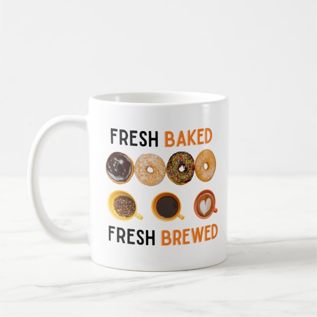Färsk bakad, färska, bröst- och kaffeodlingar kaffemugg (Vänster)