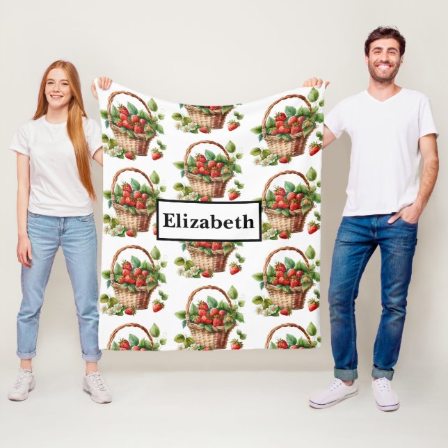 Färska jordgubbar i Wicker Basket Fleecefilt (På plats)