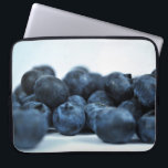 Färska mogna blåbär laptop sleeve<br><div class="desc">Bild av färska mogna blåbär. Nicel,  struktur.</div>