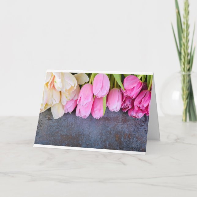 Färska rosa-tulpaner på grått-stenbakgrund kort (Framsida)
