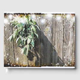 Färska skuren salvia gård-virke glimmade ljus gästböcker