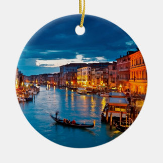 Fartyg på den färgrika Venedig för kanalvatten Julgransprydnad Keramik