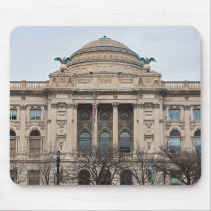 fasad av milwaukee public bibliotek musmatta