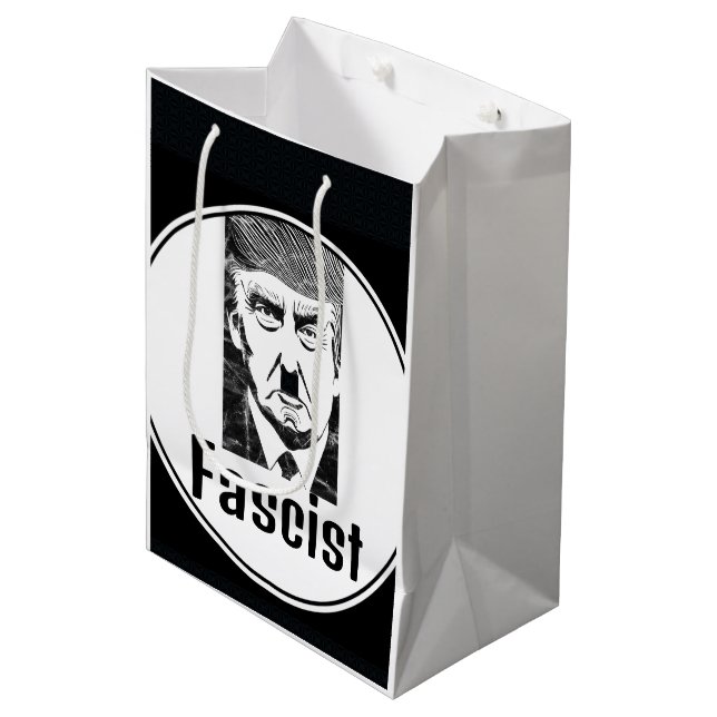 Fascist Trump Gift Bag (Framsidan Vinklad)