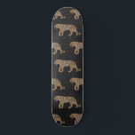Fashionista Guld Black Glitter Tiger Mönster Mini Skateboard Bräda 18,5 Cm<br><div class="desc">Denna elegant och chic mönster är perfekt för trendiget och snyggten mode. Den har en faux tryckt glatt guld glitter och svart, handdragen mönster ovanpå en svart bakgrund. Det är glamoröst, lyxigt, unikt, modernt och coola. ***VIKTIG DESIGN-ANMÄRKNING: Om du vill ha en begäran från anpassad design, t.ex. matchande produktbegäranden, färg-ändringar,...</div>