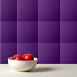 Fast mörk, violett lila kakelplatta<br><div class="desc">Fast mörk i färg,  violett lila.</div>