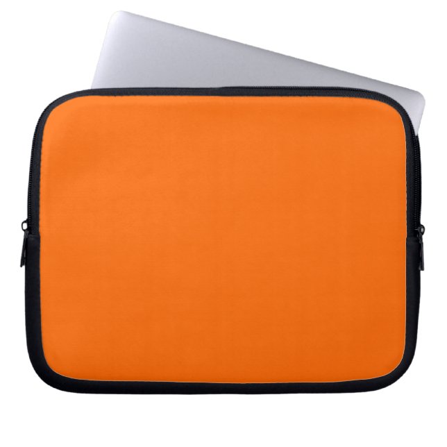 Fast Orange Laptop Sleeve (Framsidan)